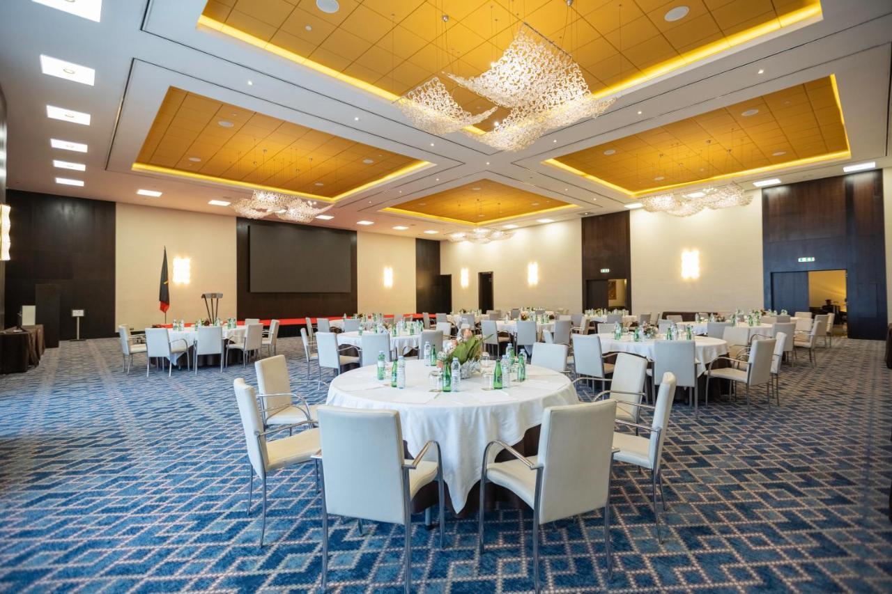 Epic Sana Luanda Hotel Extérieur photo